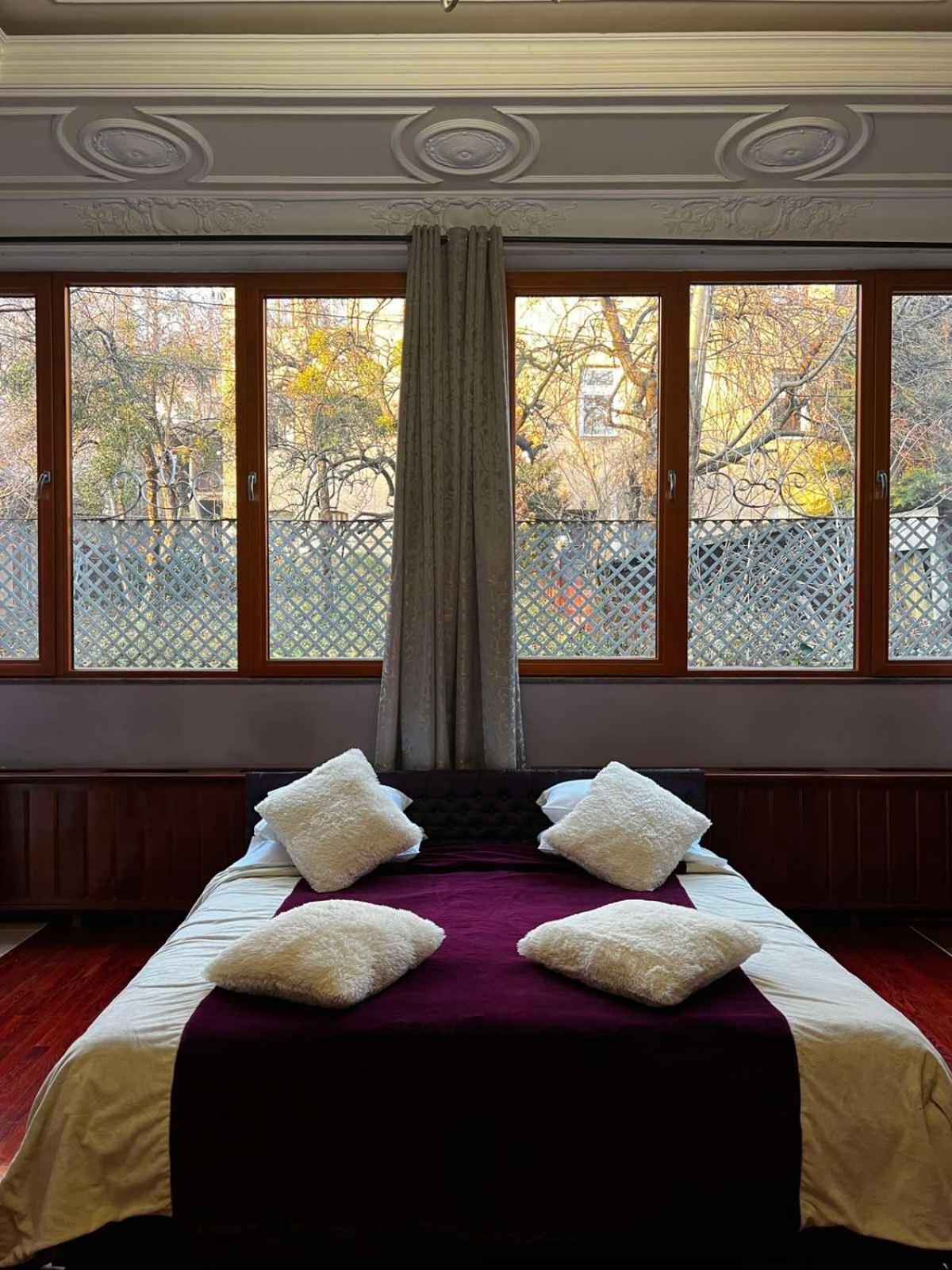 Royal Gold Hotel Sarajevo Bagian luar foto