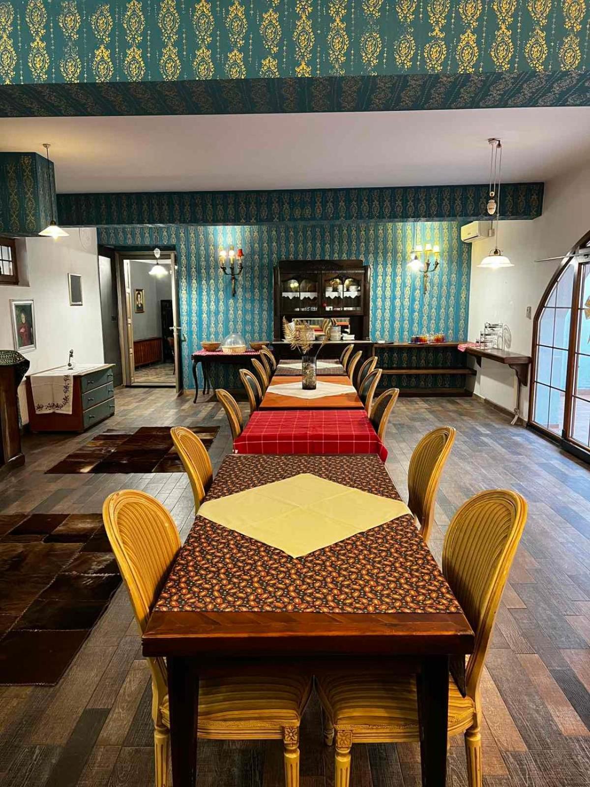 Royal Gold Hotel Sarajevo Bagian luar foto