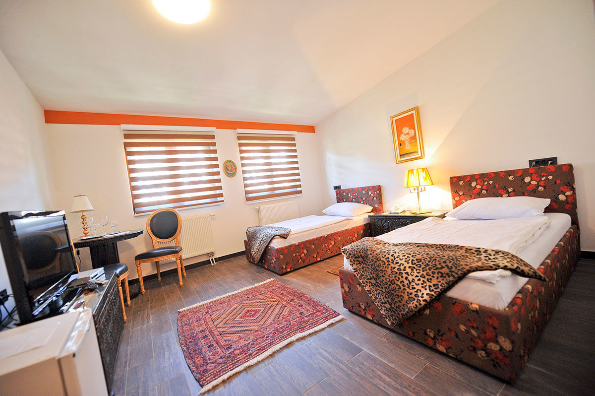 Royal Gold Hotel Sarajevo Bagian luar foto